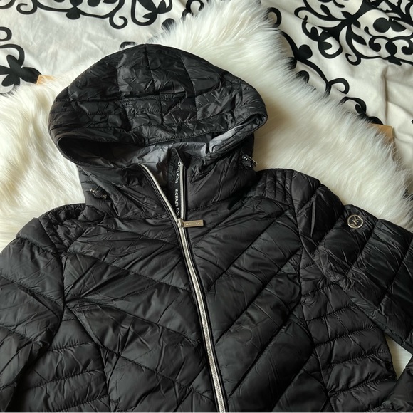 S/P Michael Kors | Packable Down Jacket - Picture 2 of 5
